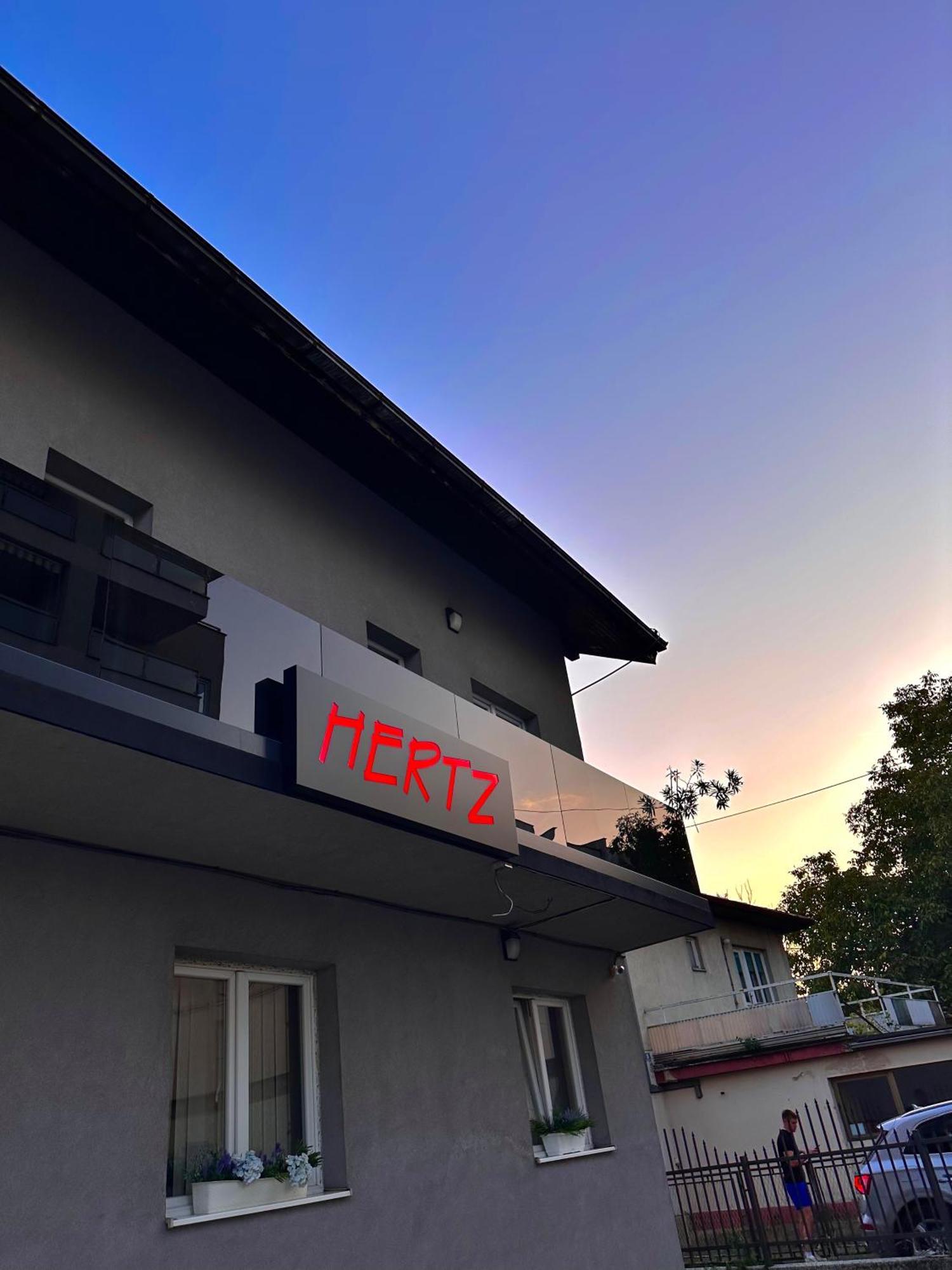 Hostel Herz 巴尼西卢卡 外观 照片