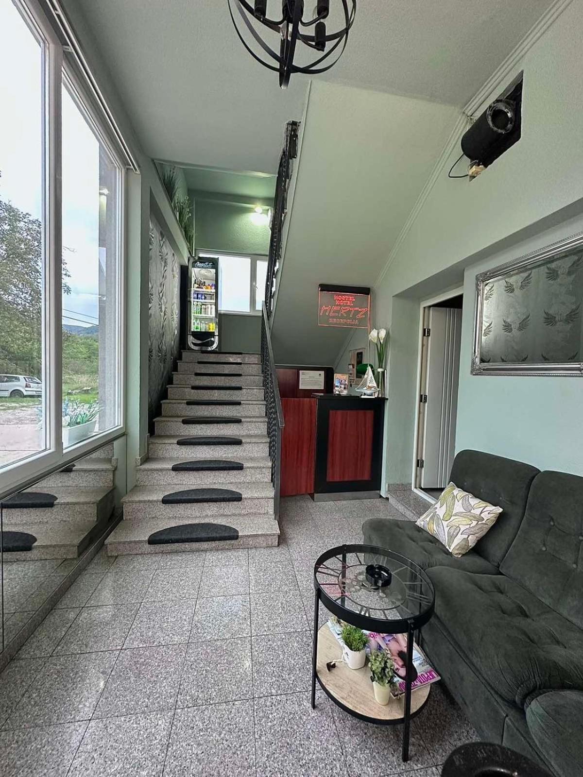 Hostel Herz 巴尼西卢卡 外观 照片