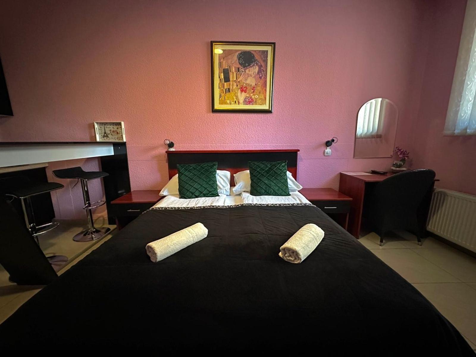 Hostel Herz 巴尼西卢卡 外观 照片